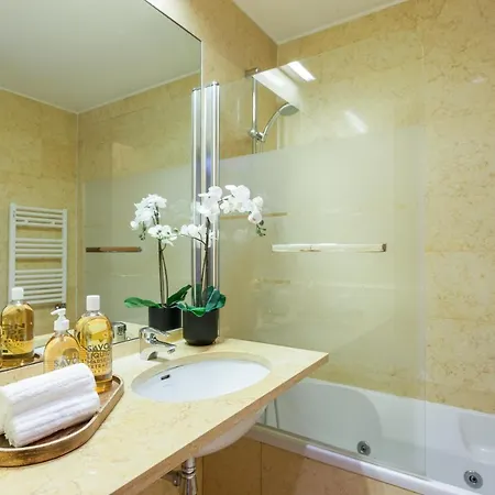 The Residences At Oriente Ii شقة